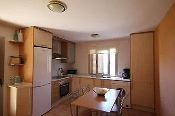 Salinas Apartment *